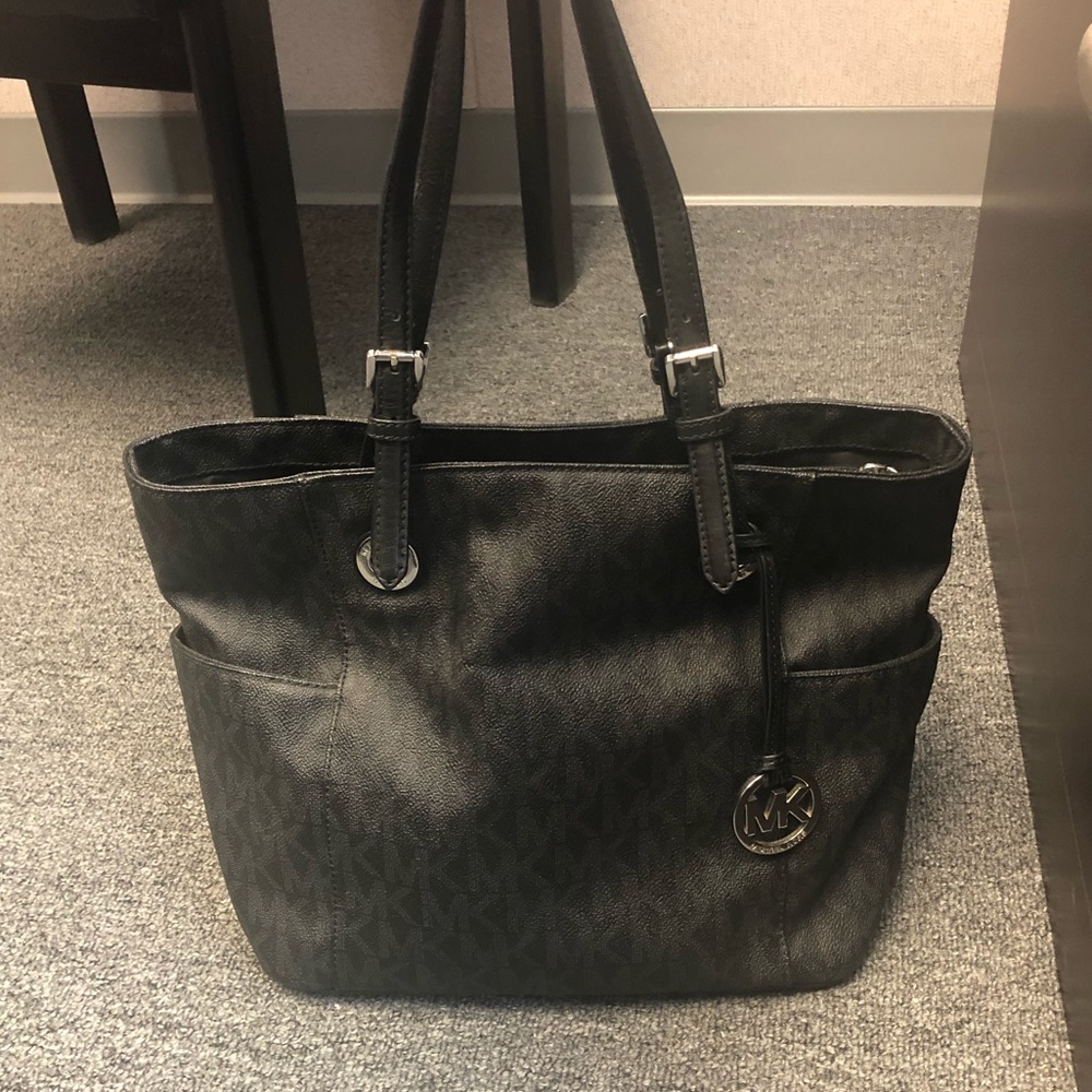Michael Kors Tote
